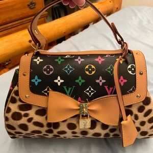 Cute midsize purse